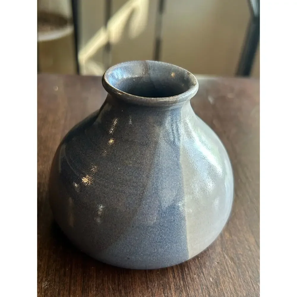 Vintage Handmade folk art studio potter vase signed blue gray swirl